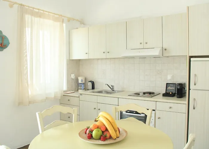 Apartment Mare Ampelas